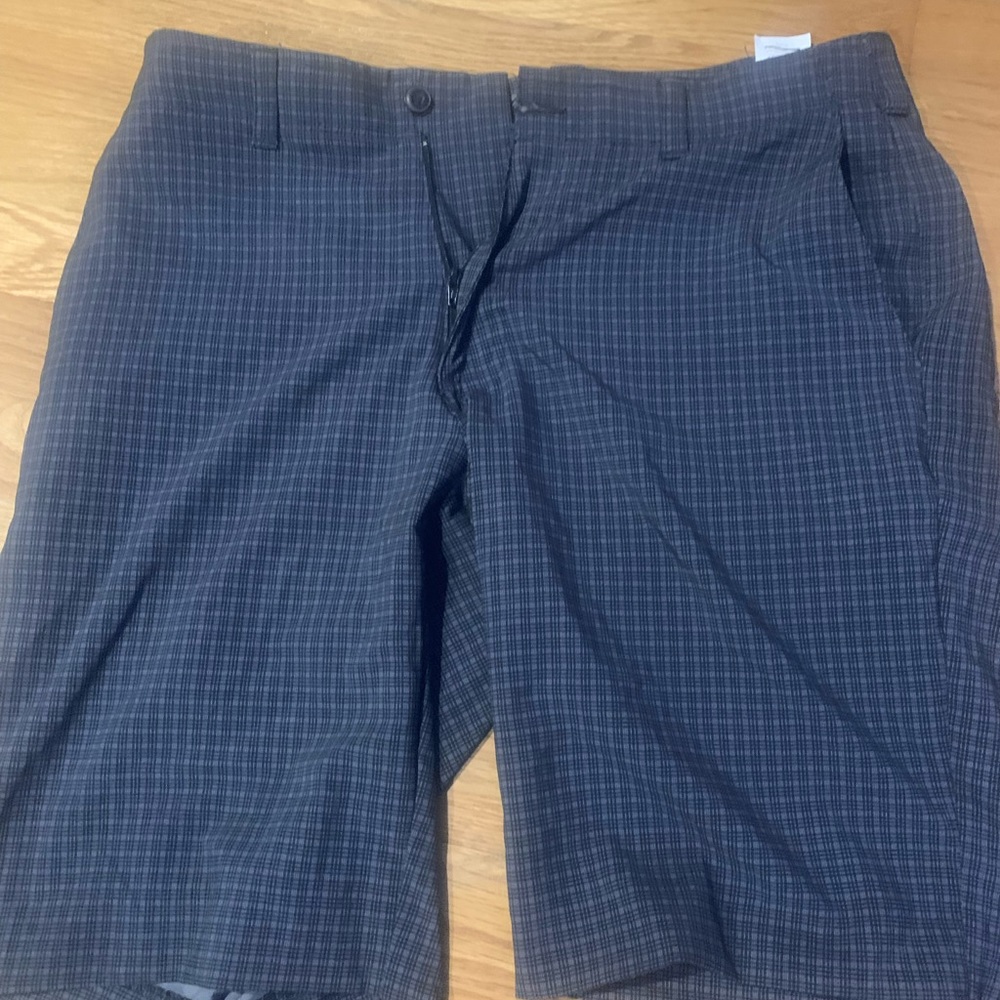 Men’s Golf Plaid Shorts